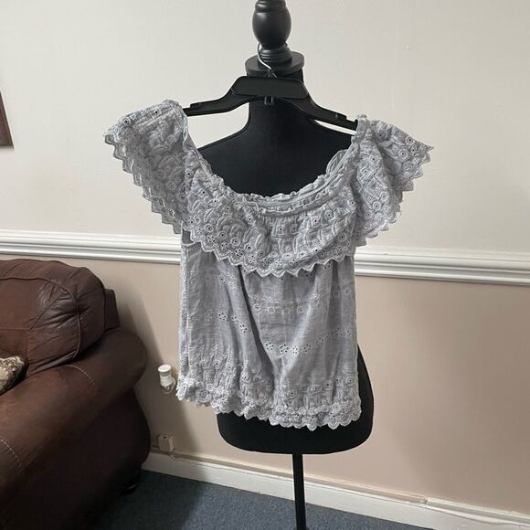 American Eagle Off The Shoulder Blouse - Picture 2 of 3